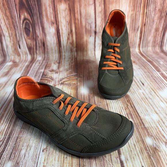 Clarks Shoes - Clarks ARBOR JADE Size 8 Brown Suede Orange Elastic Laces Loafers Shoes Sneakers